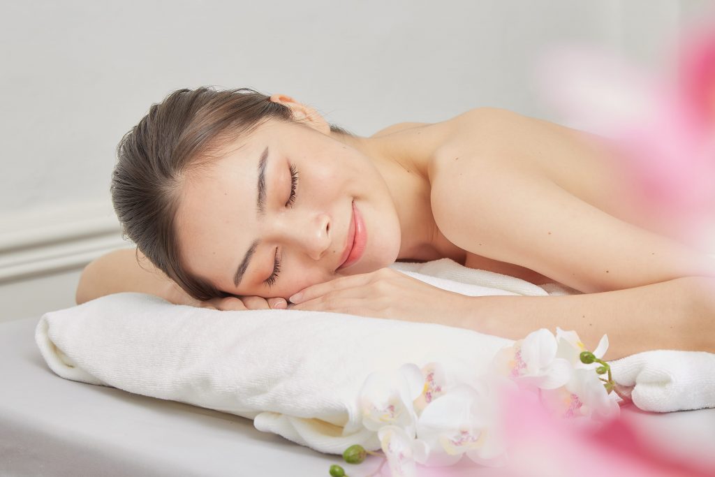 What is Aromatherapy massage?